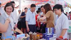 广西中医学校参加广西2023年职业教育活动周启动仪式