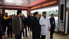 香港博爱医院代表团一行三十二人到一附院仁爱分院参观