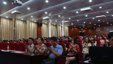 药学院举行2015届毕业生感恩教育活动暨欢送会