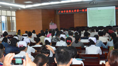 一附院仙葫院区名医博士团赴容县持续开展惠民义诊宣传活动