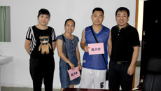 制药厂党委“七一”走访慰问老党员和生活困难党员