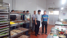 我校开展食品安全大检查