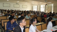 制药厂到学校开展人才招聘宣讲会