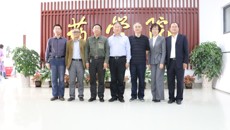 我校特聘首席科学家杨世林教授及团队为全校师生作学术讲座