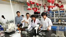 庞宇舟副校长观摩“中医药社杯”中药学类专业学生模拟赛