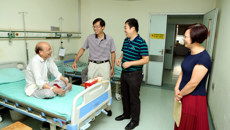 八一慰问送温暖  军民鱼水情意浓