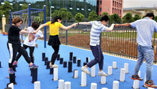 我校开展2018年辅导员心理素质拓展活动