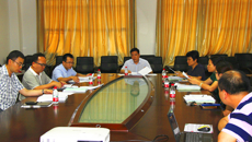 我校召开招标采购议事小组审核及专家论证会