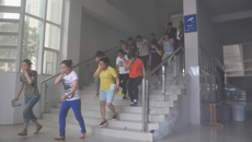 学习消防知识 掌握消防技能 我校对五和食堂员工进行消防安全培训