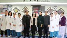 国家中医药管理局办公室副主任欧阳波到国壮调研