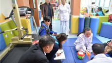 自治区残疾儿童康复救助机构评审专家组到瑞康医院进行现场评审