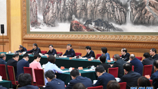 【新华社】习近平主持召开学校思想政治理论课教师座谈会并发表重要讲话