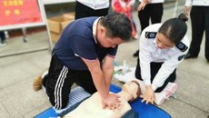 情系社区，关爱健康——星空彩票老版本下载传统保健体育教研室与邕宁区人民医院联合义诊活动