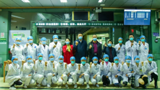 一附院领导春节慰问坚守岗位的医院职工