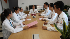 不忘医者初心，不负党员使命——记内科第二党支部书记李凤珍