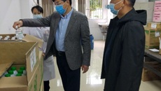 吴琪俊副校长检查开学后勤防疫工作