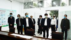 自治区政府副主席黄俊华莅临我校调研开学准备工作