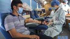 【新华网】星空彩票老版本下载师生无偿献血助力抗疫