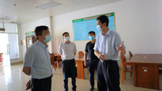 自治区教育厅副厅长黄雄彪到我校检查开学工作情况