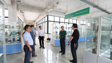 戴铭副校长到科学实验中心现场办公