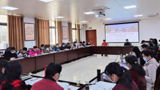 我校召开期末校督学工作例会