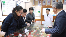 广药集团副总经理刘菊妍一行率队到我校参观交流