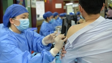 新冠疫苗免费接种首日 附属国际壮医医院井然有序