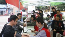 【学党史办实事】一附院团委、社工部举办“品五彩滋味，忆壮乡浓情”——壮族特色药膳文化宣传暨义诊活动