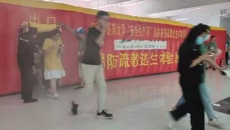 我校举办消防安全知识培训暨应急疏散 逃生体验演练活动