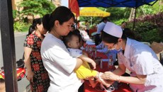 一附院专家赴林里苑公务员小区开展中医药健康技术服务活动