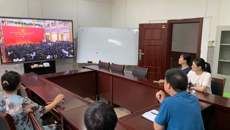 针灸推拿学院党总支组织收看“七一勋章”颁授仪式直播