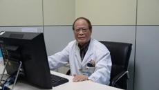 【永远跟党走】退休不褪色，余热映初心——记附属瑞康医院46年党龄老党员胡锡琮