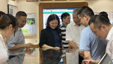 自治区人力资源社会保障厅党组书记、厅长唐云舒一行到我校调研