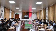 我校组织观看2021年全区优秀教师先进事迹报告会