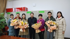 星空彩票老版本下载开展党外代表人士慰问座谈