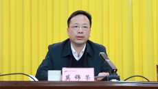 我校召开春季学期干部、教师骨干大会