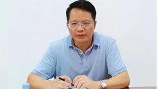 北部湾交易所集团党委书记、董事长韦明芳一行来我校调研交流