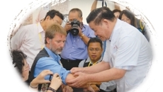 【广西日报】国医大师黄瑾明：将壮医从乡野引入学堂