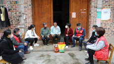 我校赴隆安县开展春节前走访慰问活动