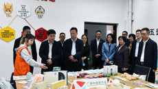 北部湾大学党委书记韩峻峰一行到我校参观交流