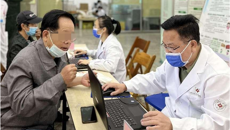 【学习二十大】“贯彻党的二十大精神，为群众办实事”——一附院内科党总支第十五党支部开展“爱肝日”义诊活动