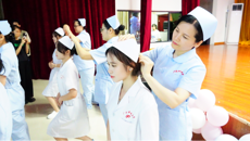 燕尾为冠担使命 至善润心开新局 我校隆重举行2024年“5·12”国际护士节追光筑梦盛典