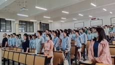  基础医学院入党积极分子培训班开班暨第一次专题党课