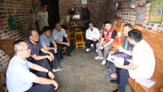 我校组织专家团队深入定点帮扶村开展工作调研和送医送药上门活动