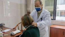 “名中医八桂行”活动纪实——一附院黄鼎坚全国名中医传承工作室团队第五次走进合山市中医医院