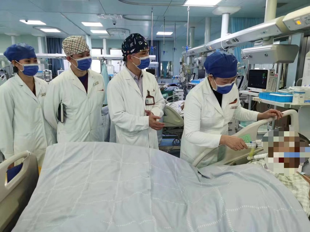 重症医学科工作现场