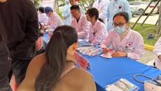 阳春三月学雷锋 情暖人心树新风 ——附属瑞康医院专家到宾阳县中医医院开展义诊活动