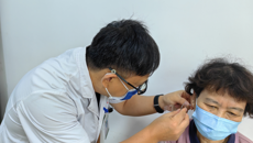 一附院眼科开展“爱眼日”中医特色义诊体验活动