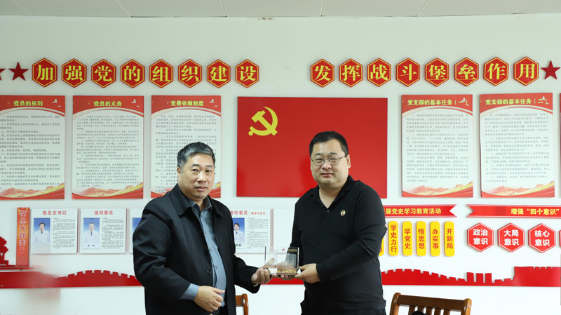 IMG_0382(1).jpg IMG_0382(1).jpg