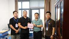 附属国际壮医医院开展“八一”走访慰问活动